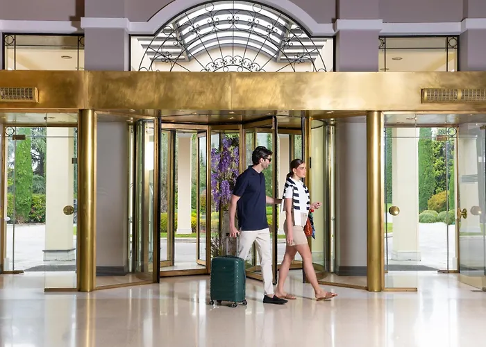 Hyatt Regency 5*