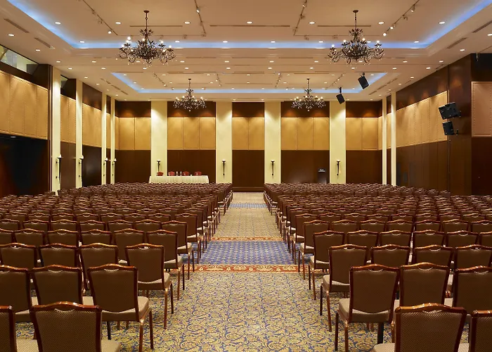 Hyatt Regency 5*