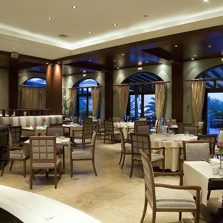 Hotell Hyatt Regency 5*