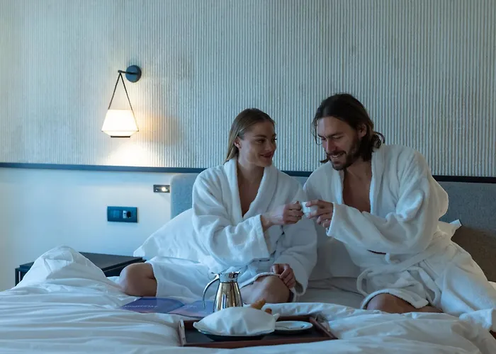 Hyatt Regency Szálloda 5*